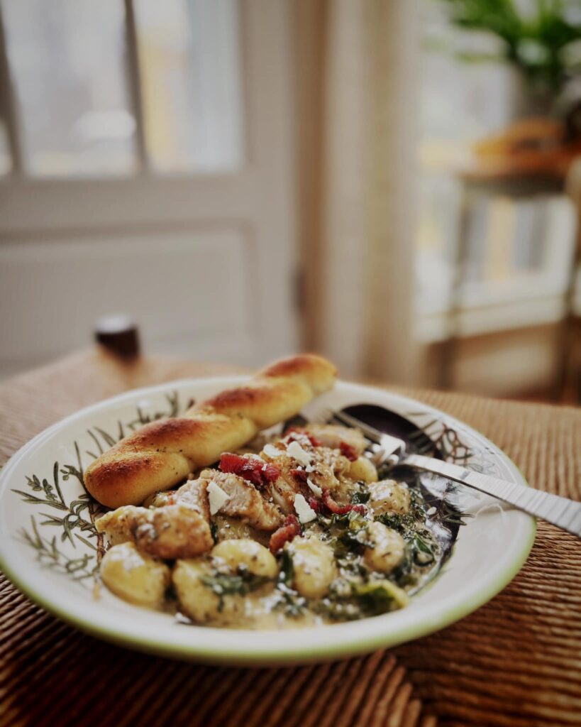 Farm to Table recipe - gnocchi with chicken and kale